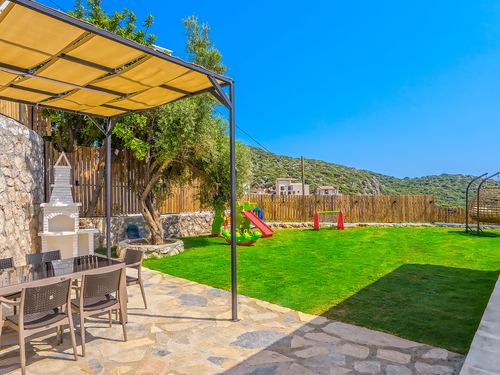 gece  -  Kasım
  | Kaş Yeniköy’de Deniz Manzaralı, Jakuzili Balayı ve Aile Villası – 4 Kişilik Tatil İçin İdeal Seçim
